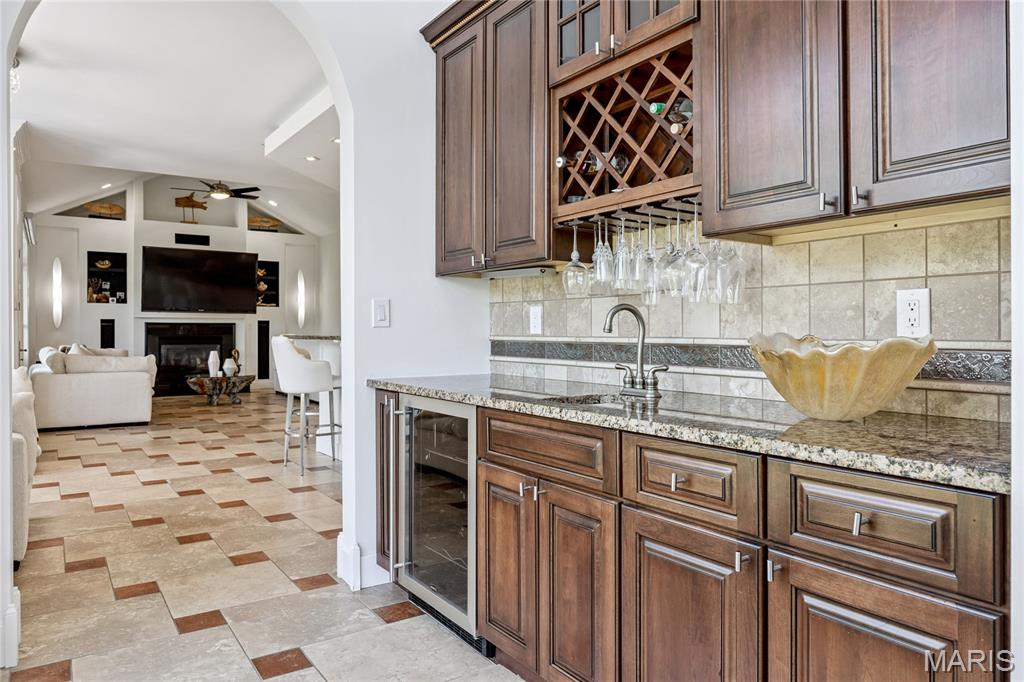 1515 Topping Road St. Louis, MO 63131 - Photo 18 of 70