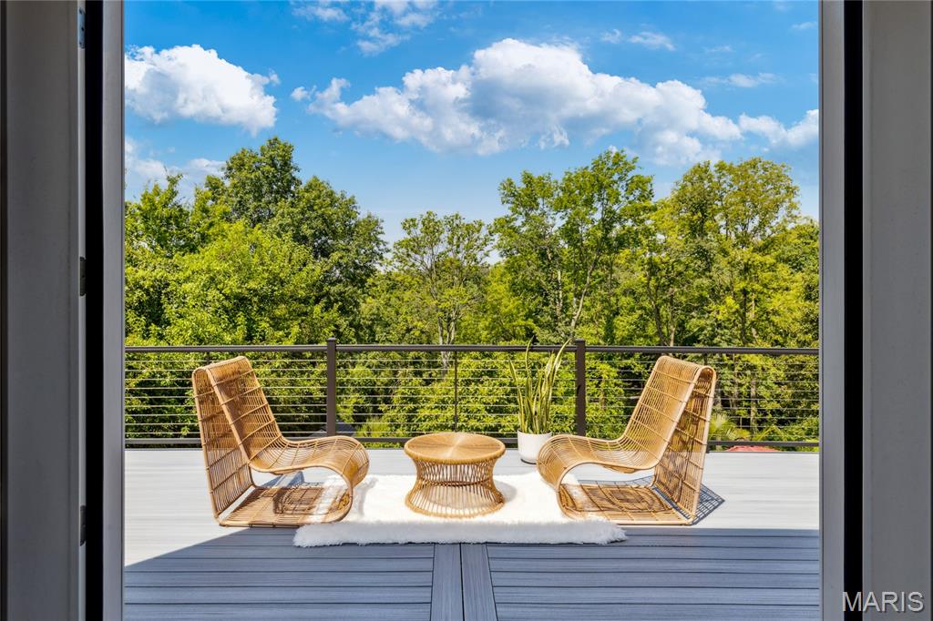 1515 Topping Road St. Louis, MO 63131 - Photo 27 of 70