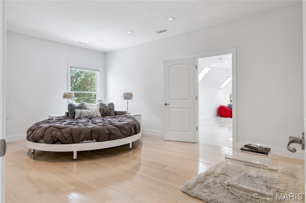 1515 Topping Road St. Louis, MO 63131 - Photo 36 of 70