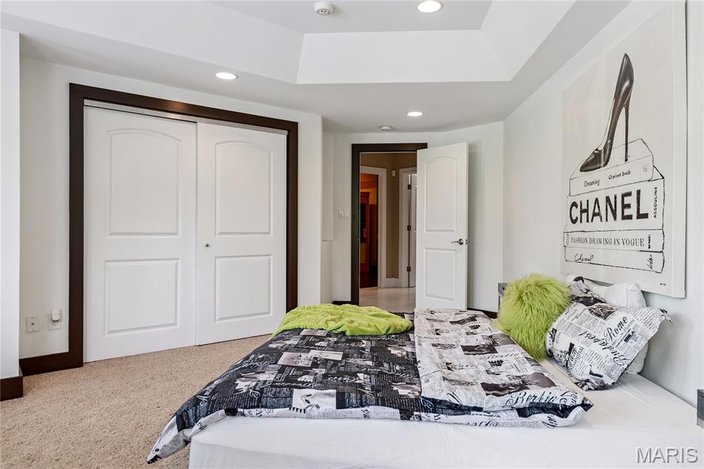 1515 Topping Road St. Louis, MO 63131 - Photo 52 of 70