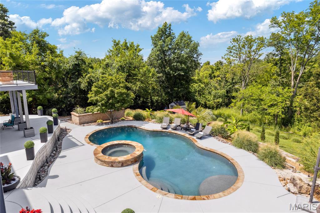 1515 Topping Road St. Louis, MO 63131 - Photo 7 of 70