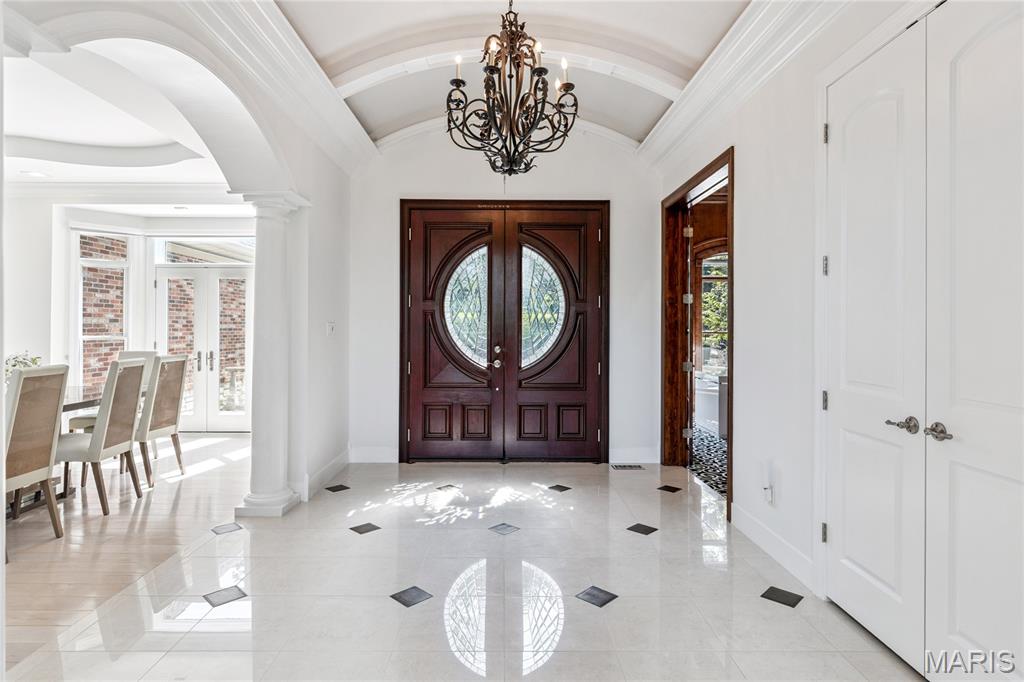 1515 Topping Road St. Louis, MO 63131 - Photo 8 of 70