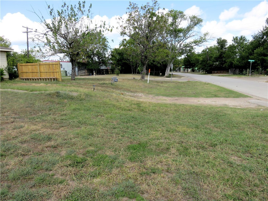 1413 Sandy Point Road Bryan, TX 77803 - Photo 22 of 22 a view of a basketball court