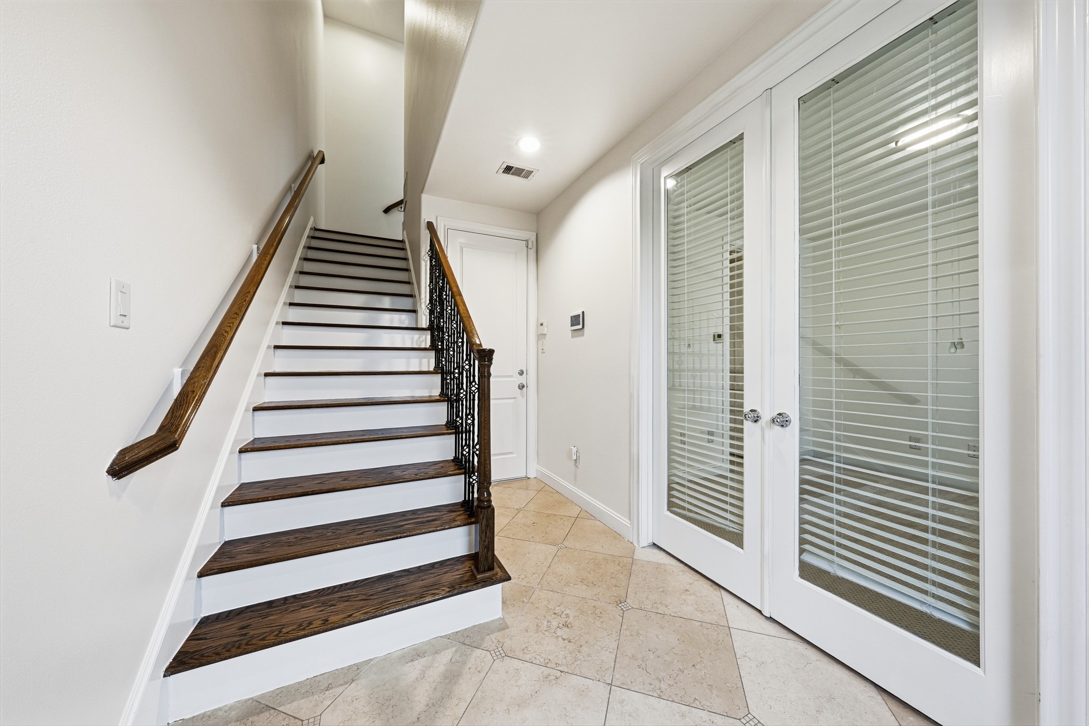 5716 Kansas Street, Unit B Houston, TX 77007 - Photo 15 of 39