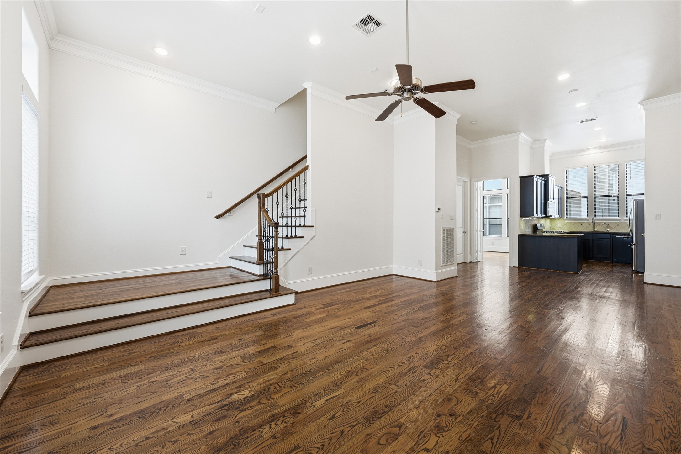 5716 Kansas Street, Unit B Houston, TX 77007 - Photo 19 of 39