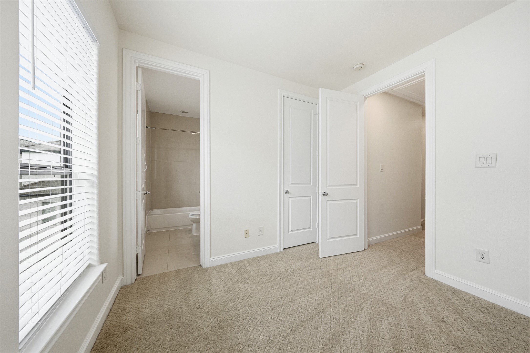 5716 Kansas Street, Unit B Houston, TX 77007 - Photo 31 of 39