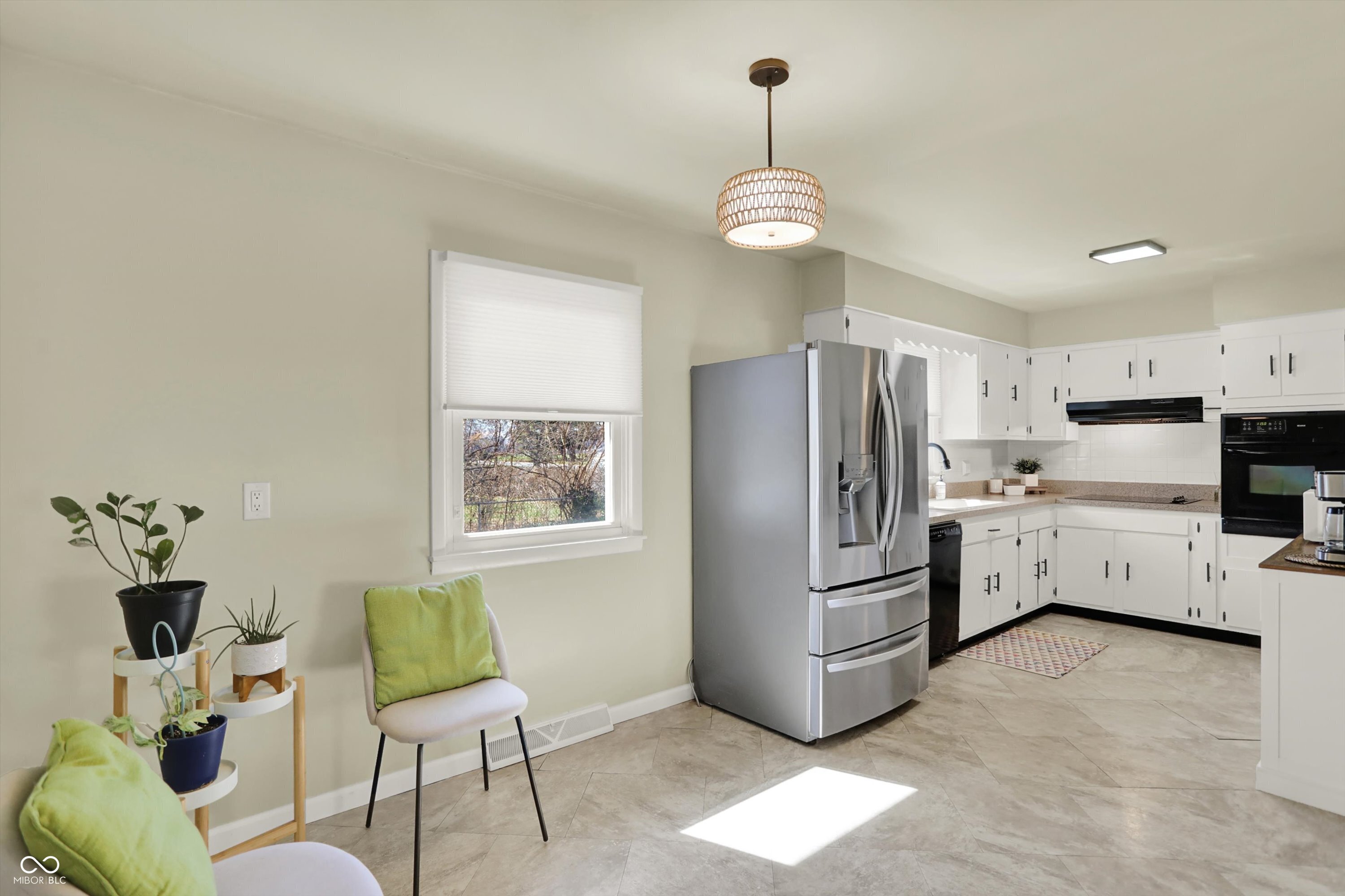 2515 16th Street Columbus, IN 47201 - Photo 12 of 27