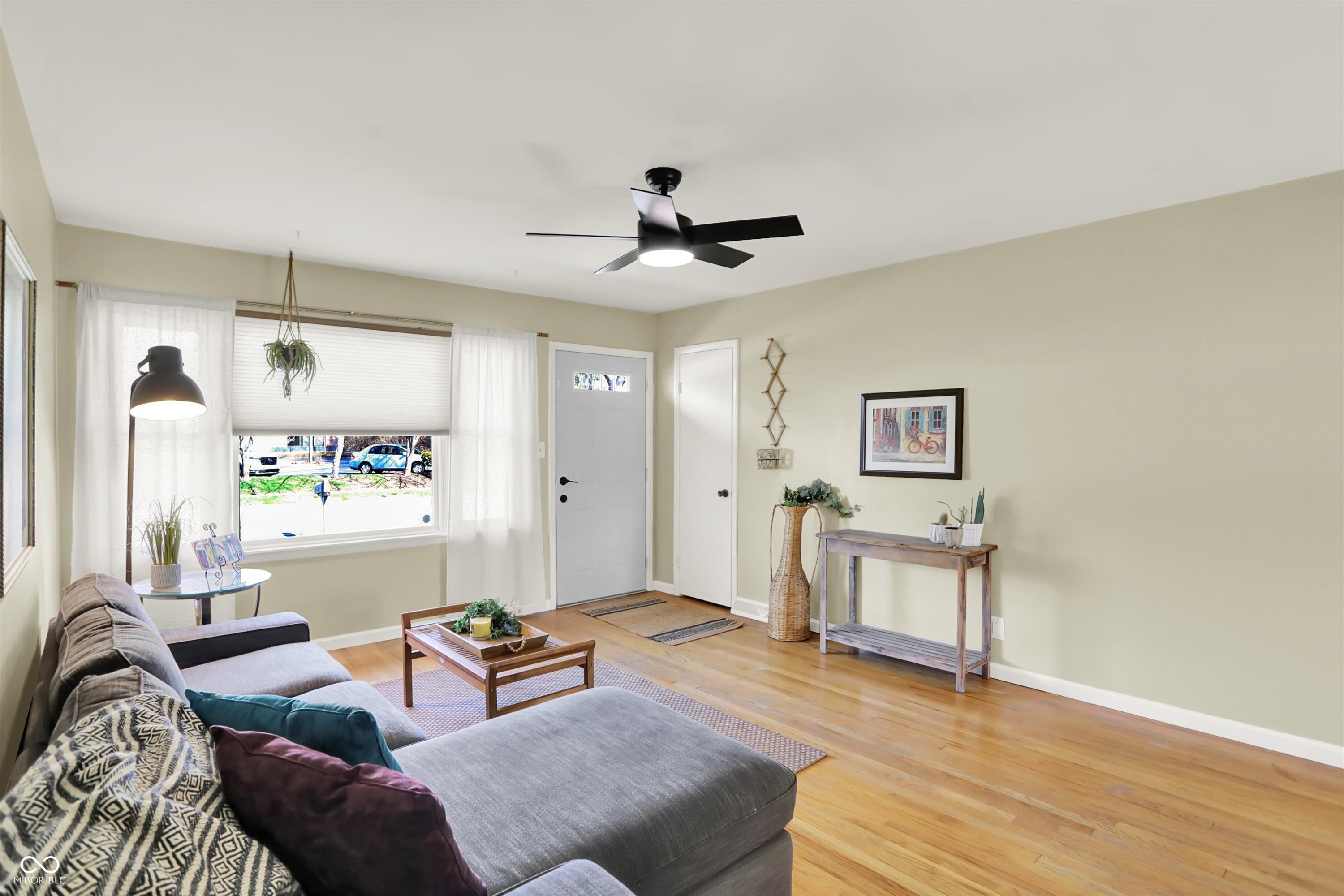 2515 16th Street Columbus, IN 47201 - Photo 5 of 27