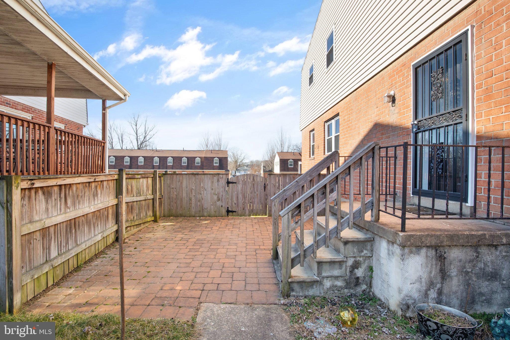 636 Kingston Road Middle River, MD 21220 - Photo 3 of 27