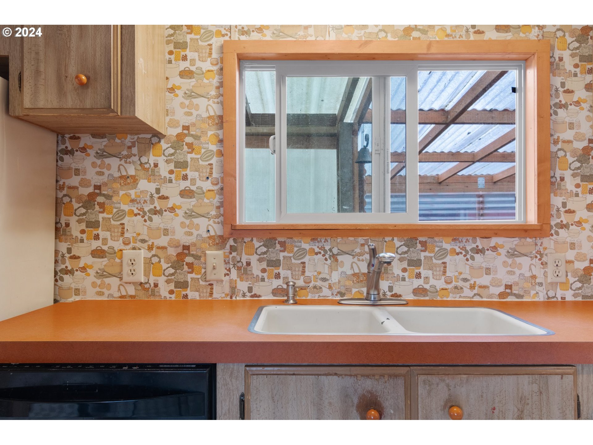 29063 Hirtzel Road, Unit 4 Rainier, OR 97048 - Photo 8 of 22 Gallery Image 8