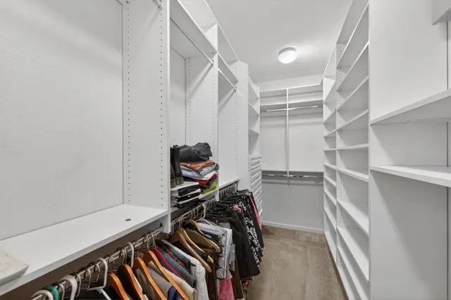 a close up view of a washer and dryer