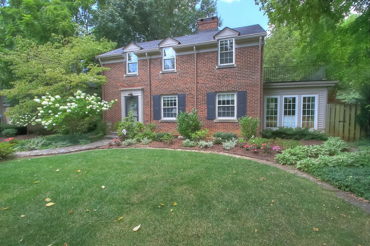 111 Tahoma Road Lexington, KY 40503 - Photo 1 of 45 10
