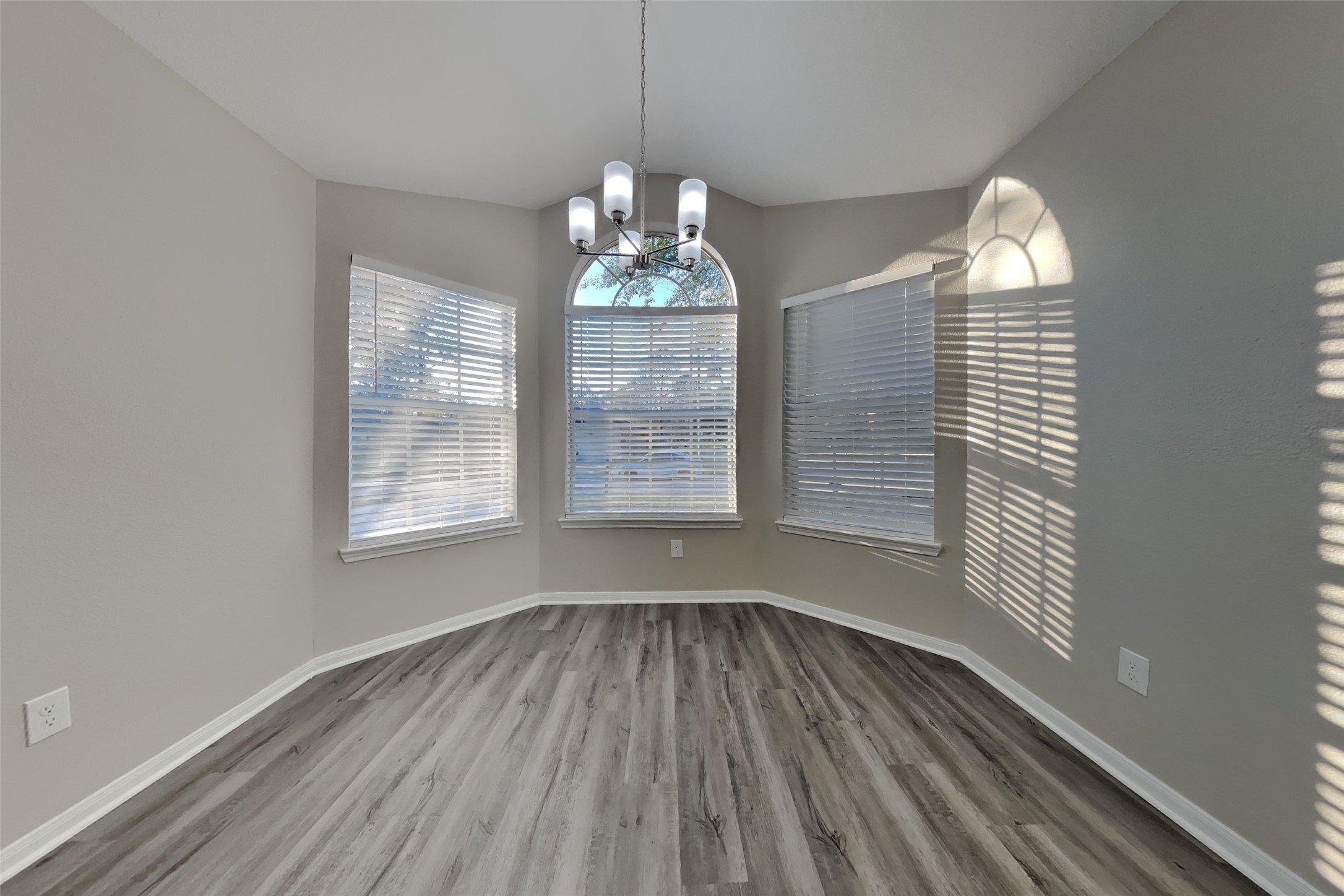 2203 Longleaf Pines Lane Houston, TX 77339 - Photo 8 of 18