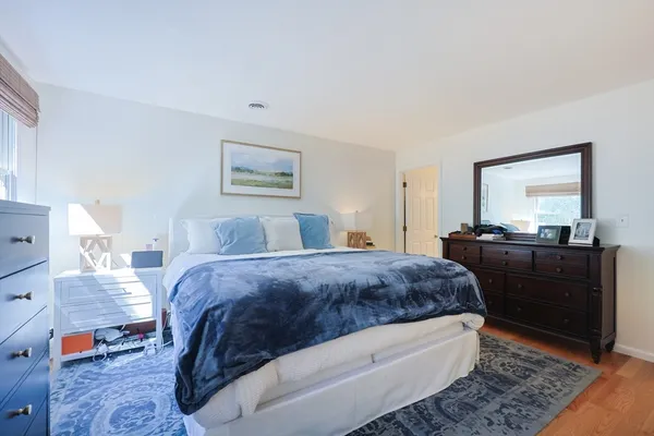 $1,099,000 | 26 B Pleasant Street, Unit B, Wellesley, MA 02482