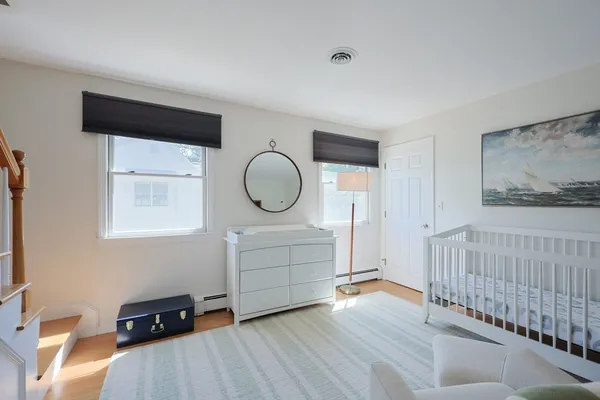 $1,099,000 | 26 B Pleasant Street, Unit B, Wellesley, MA 02482