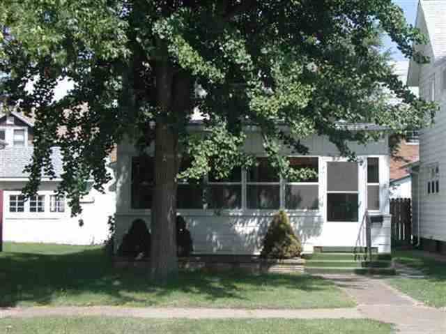 442 South 4th Clinton, IA 52732 - Photo 1 of 1 Gallery Image 1