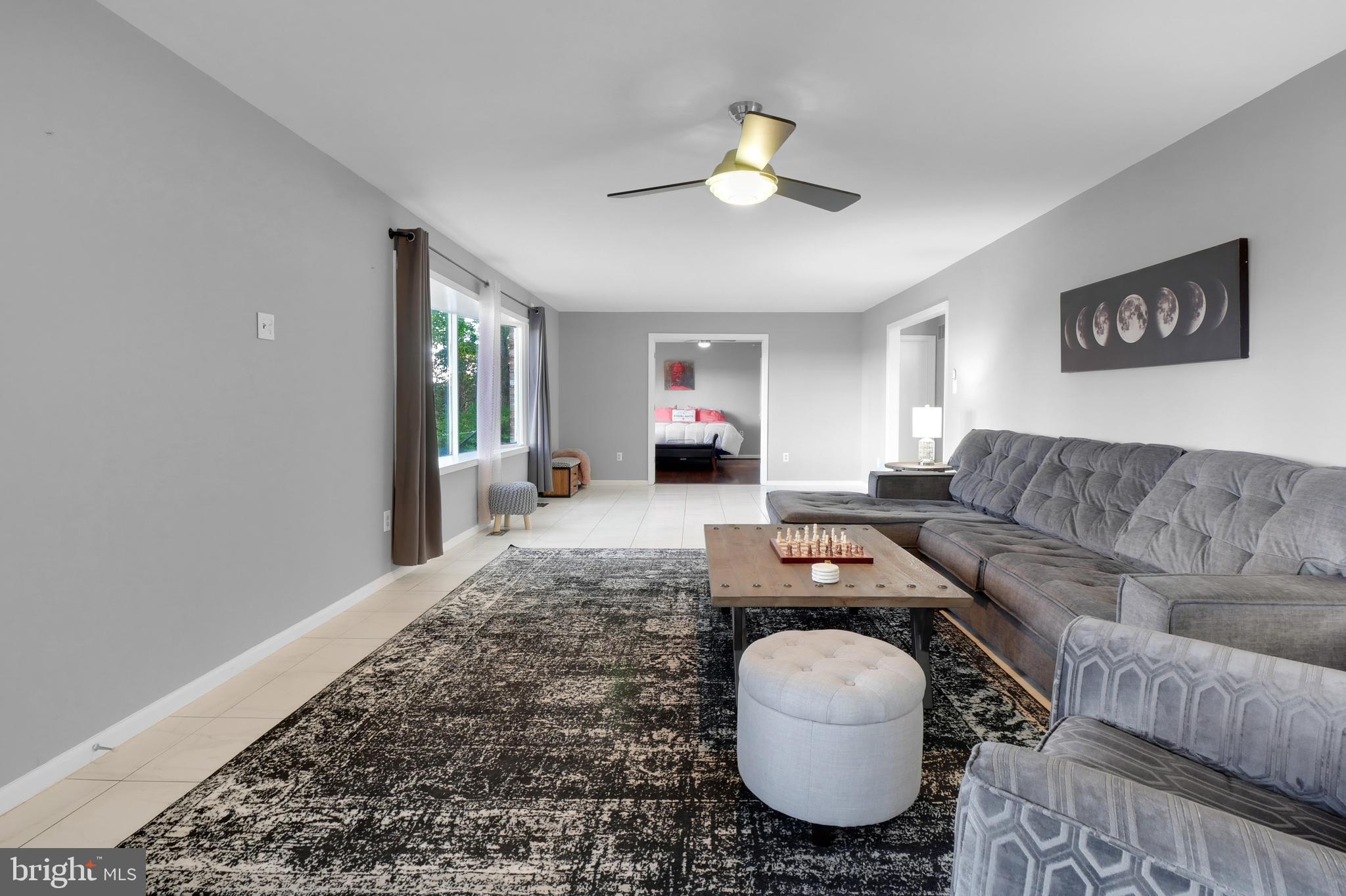 3223 Riverview Drive Triangle, VA 22172 - Photo 13 of 81 Living Room