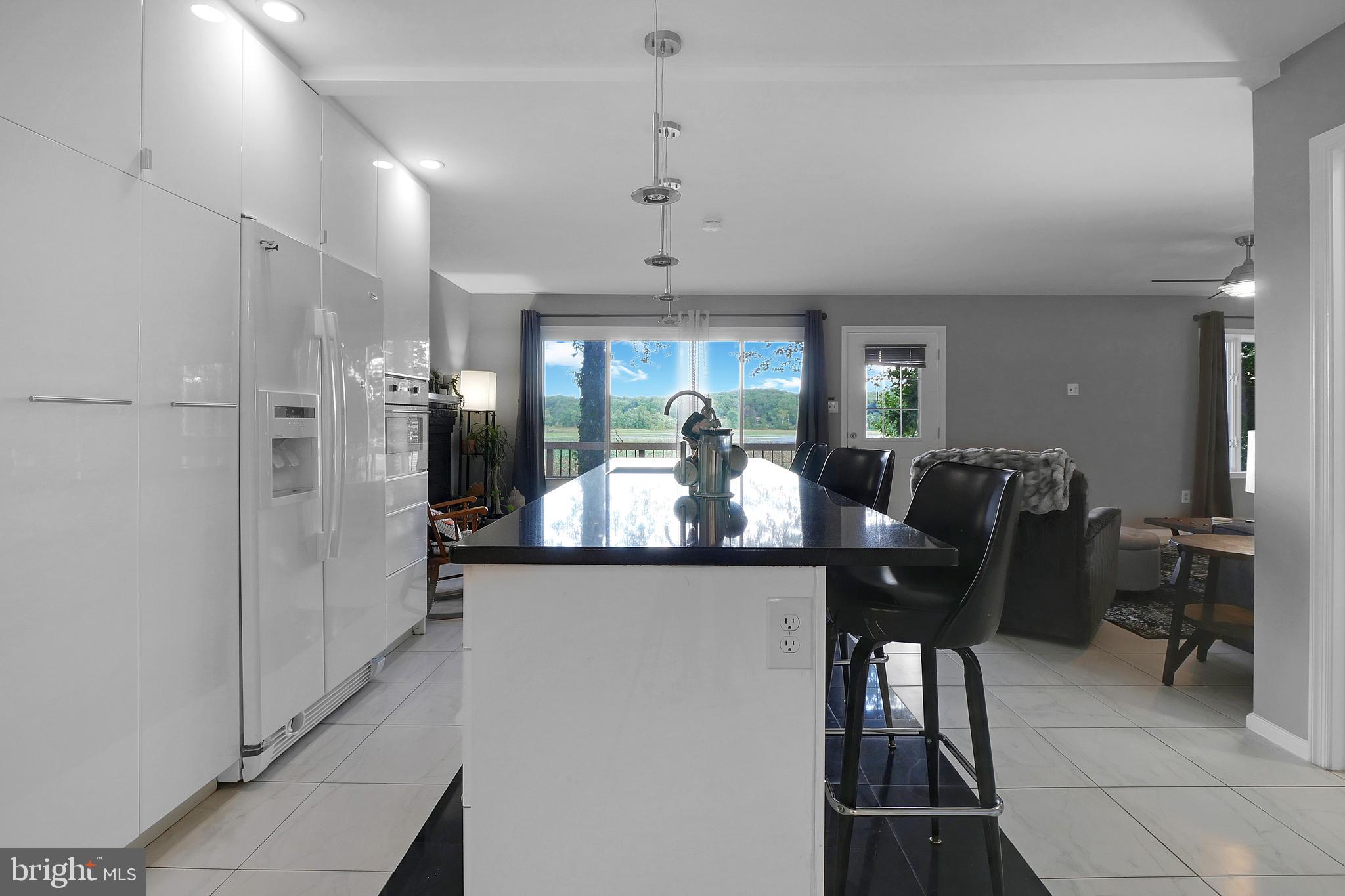 3223 Riverview Drive Triangle, VA 22172 - Photo 16 of 81 Large Kitchen Island