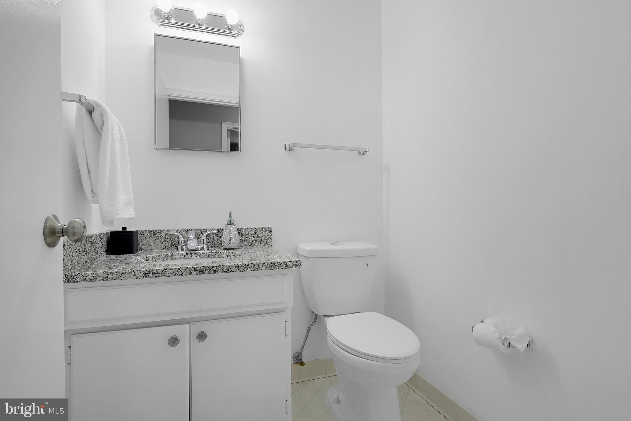 3223 Riverview Drive Triangle, VA 22172 - Photo 35 of 81 Upper Level Half Bath