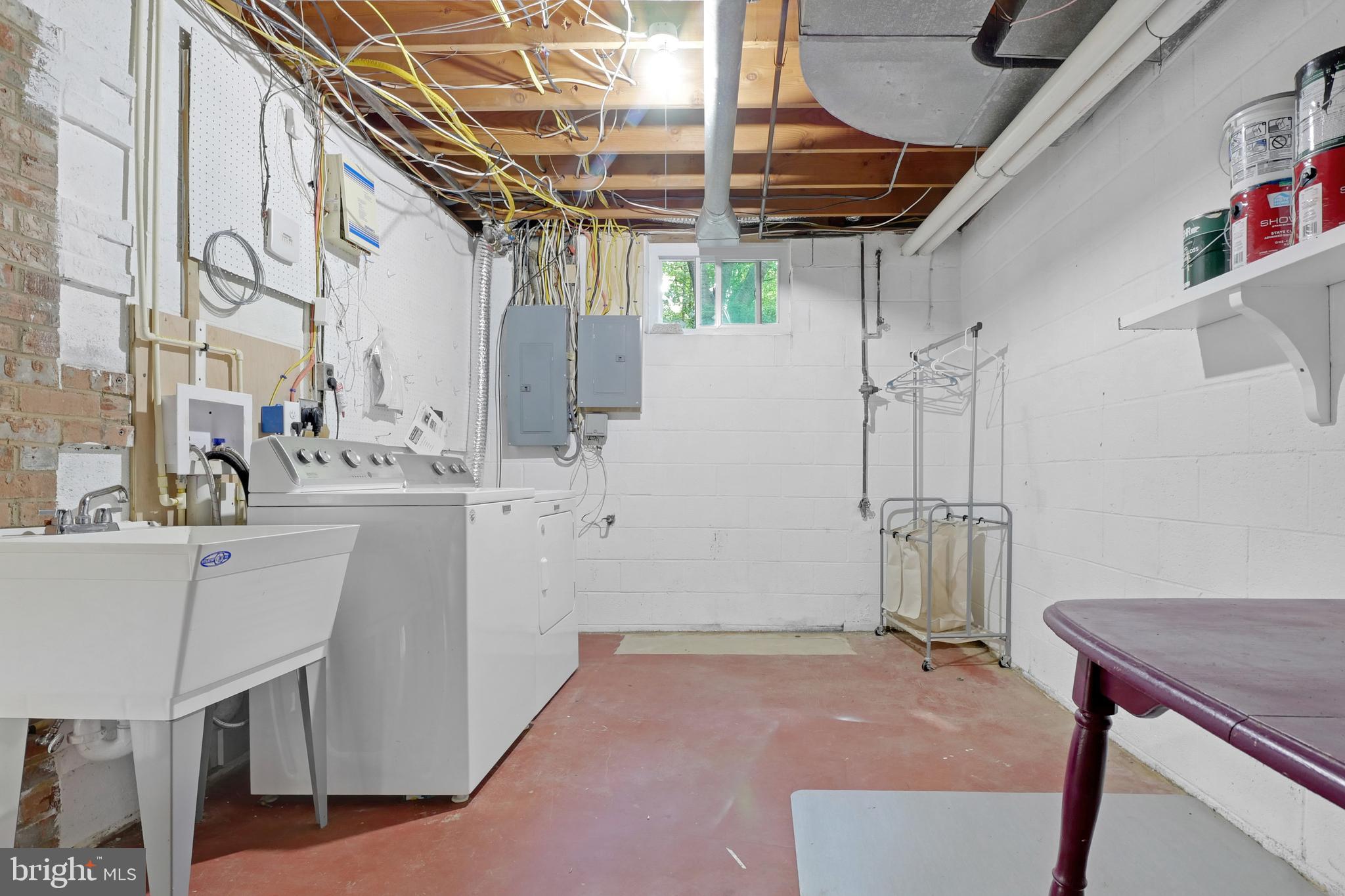3223 Riverview Drive Triangle, VA 22172 - Photo 55 of 81 Lower Level Laundry and Utility Room