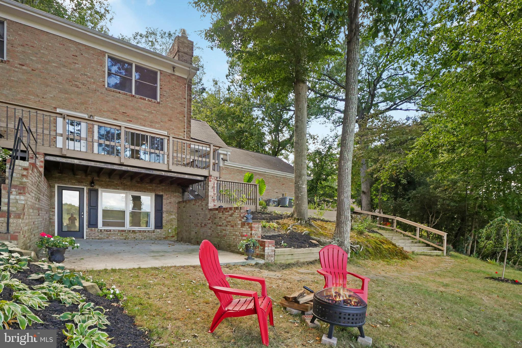 3223 Riverview Drive Triangle, VA 22172 - Photo 62 of 81 Back Lawn and Rear of Home
