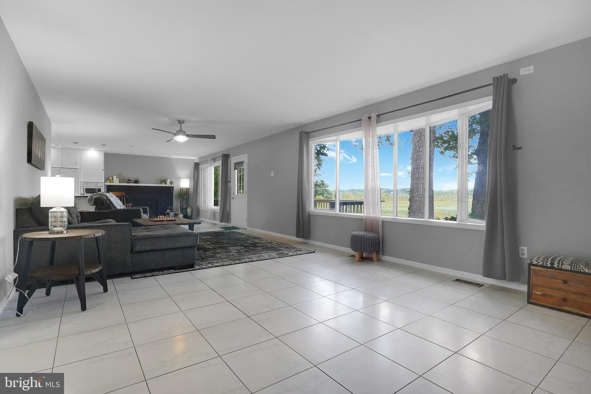 3223 Riverview Drive Triangle, VA 22172 - Photo 10 of 81 Living Room w/All Year Water Views