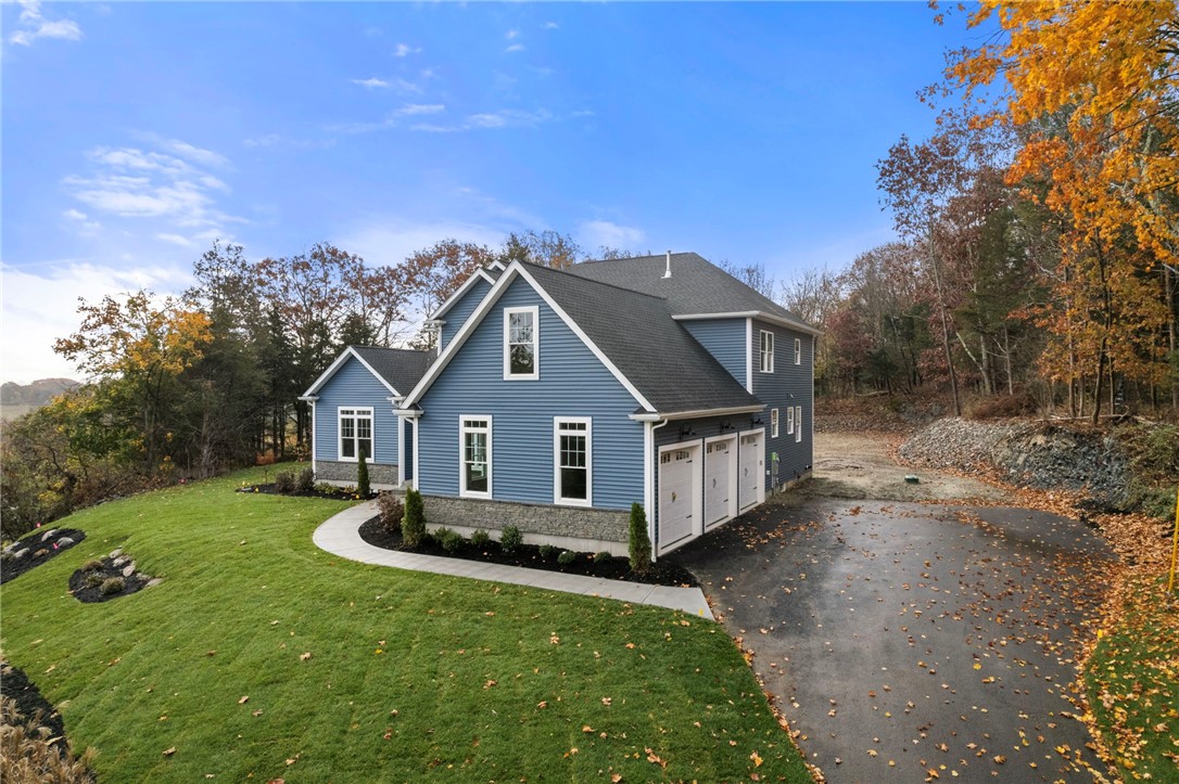 1108 Great Road Lincoln, RI 02865 - Photo 4 of 45