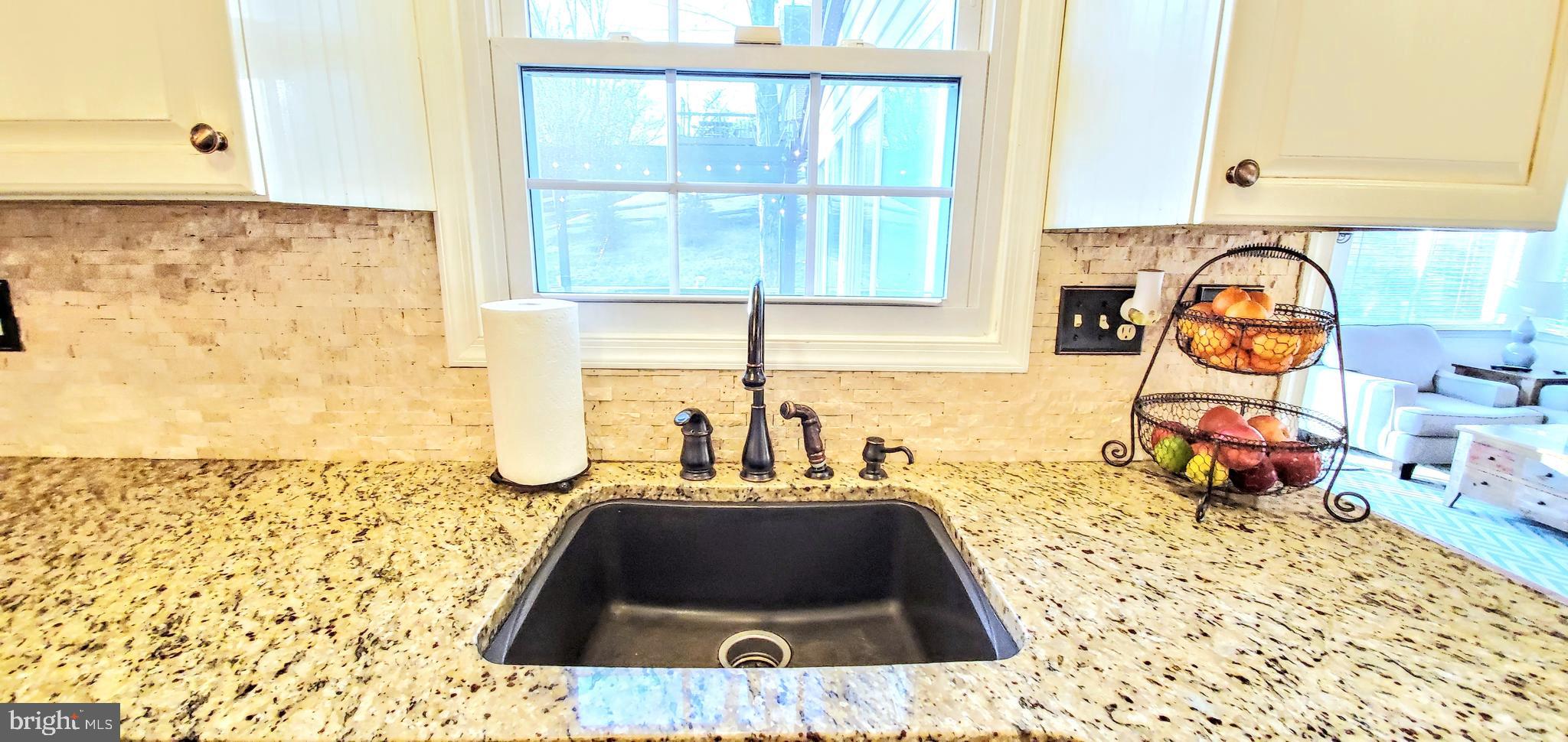 1203 Temfield Road Baltimore, MD 21286 - Photo 16 of 59