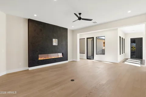 $1,599,000 | 544 East Amber Sun Drive, Phoenix, AZ 85085