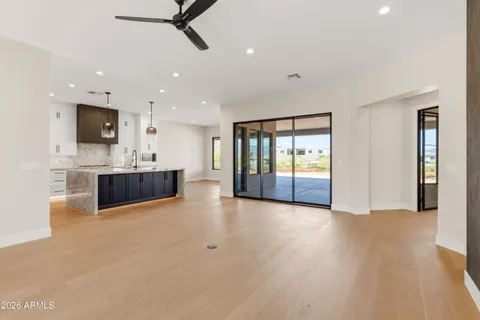 $1,599,000 | 544 East Amber Sun Drive, Phoenix, AZ 85085