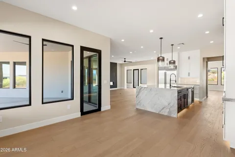 $1,599,000 | 544 East Amber Sun Drive, Phoenix, AZ 85085