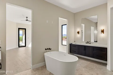 $1,599,000 | 544 East Amber Sun Drive, Phoenix, AZ 85085