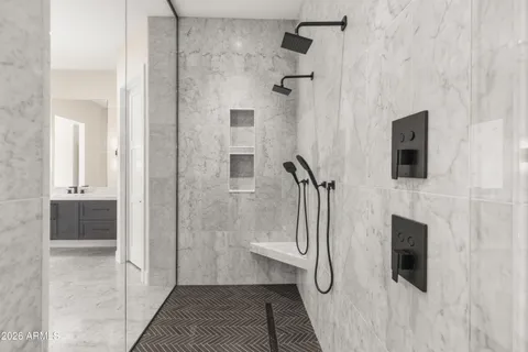 $1,599,000 | 544 East Amber Sun Drive, Phoenix, AZ 85085