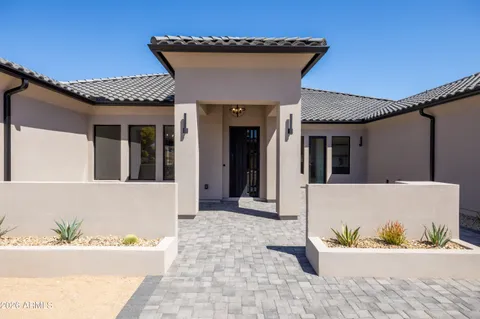 $1,599,000 | 544 East Amber Sun Drive, Phoenix, AZ 85085