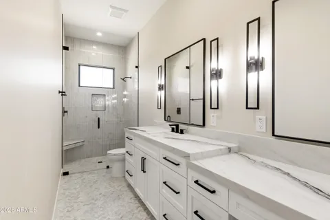 $1,599,000 | 544 East Amber Sun Drive, Phoenix, AZ 85085