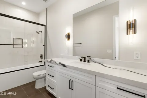 $1,599,000 | 544 East Amber Sun Drive, Phoenix, AZ 85085