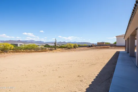 $1,599,000 | 544 East Amber Sun Drive, Phoenix, AZ 85085