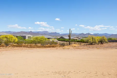 $1,599,000 | 544 East Amber Sun Drive, Phoenix, AZ 85085