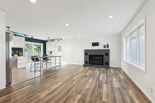 $230,000 | 315 Northeast Forest Avenue, Lee's Summit, MO 64063