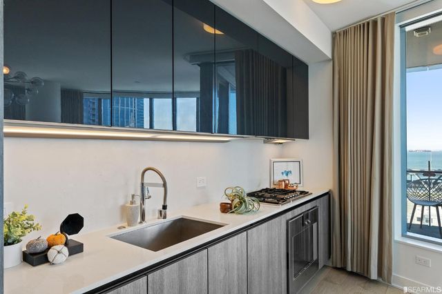 $1,900,000 | 338 Main Street, Unit 21E, San Francisco, CA 94105