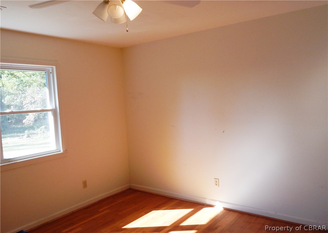 8968 River Road Lancaster, VA 22503 - Photo 3 of 16 Formal Dining Room