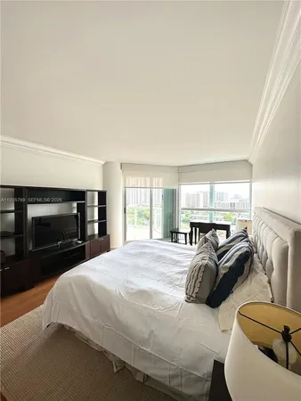 $5,700 | 16500 Collins Avenue, Unit 1453, Sunny Isles Beach, FL 33160