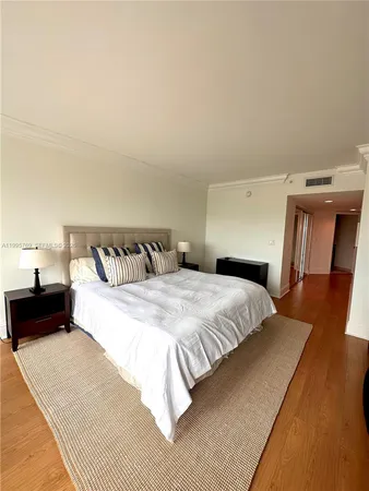 $5,700 | 16500 Collins Avenue, Unit 1453, Sunny Isles Beach, FL 33160