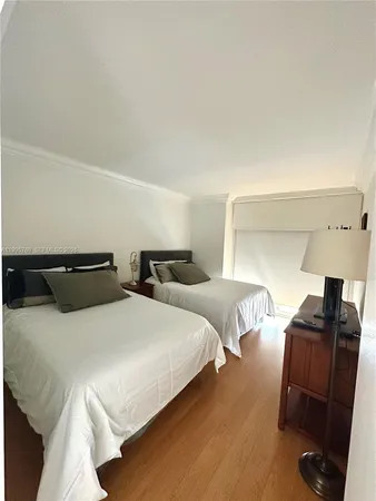 $5,700 | 16500 Collins Avenue, Unit 1453, Sunny Isles Beach, FL 33160