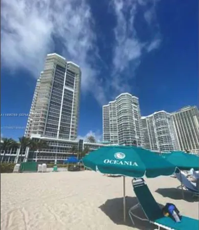 $5,700 | 16500 Collins Avenue, Unit 1453, Sunny Isles Beach, FL 33160