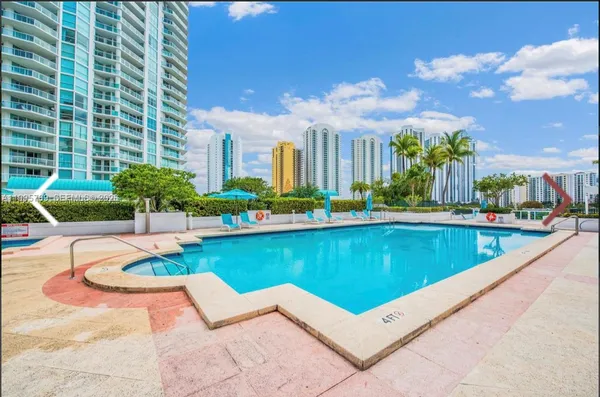 $5,700 | 16500 Collins Avenue, Unit 1453, Sunny Isles Beach, FL 33160