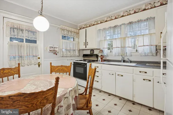$365,000 | 1448 Victory Avenue, West Deptford, NJ 08093