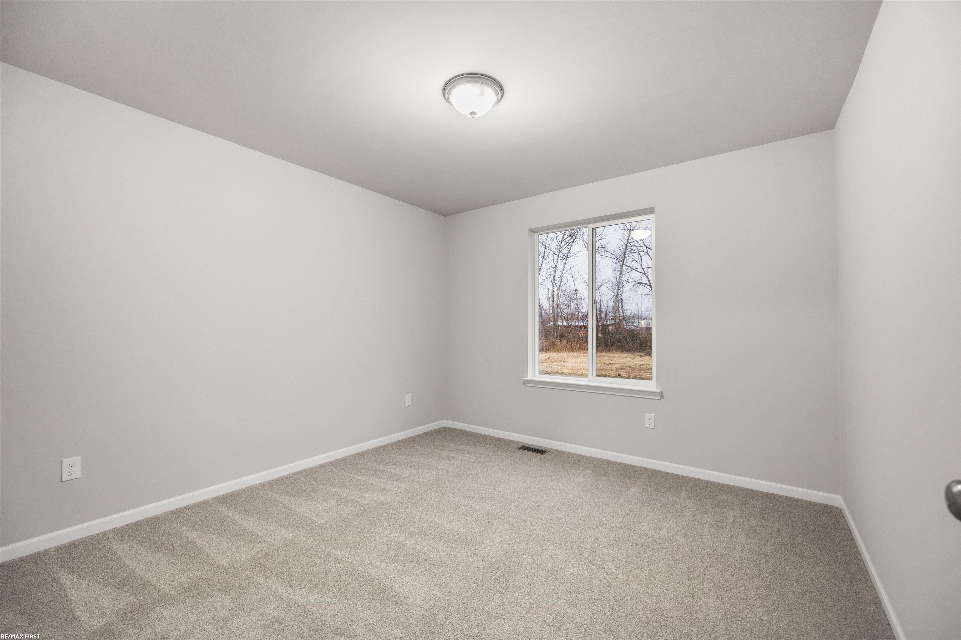 15630 East 14 Mile Road Fraser, MI 48026 - Photo 19 of 30 50145869-D8239808-8E4D-469B-AA3A-B594EBEFDF68.JPG
