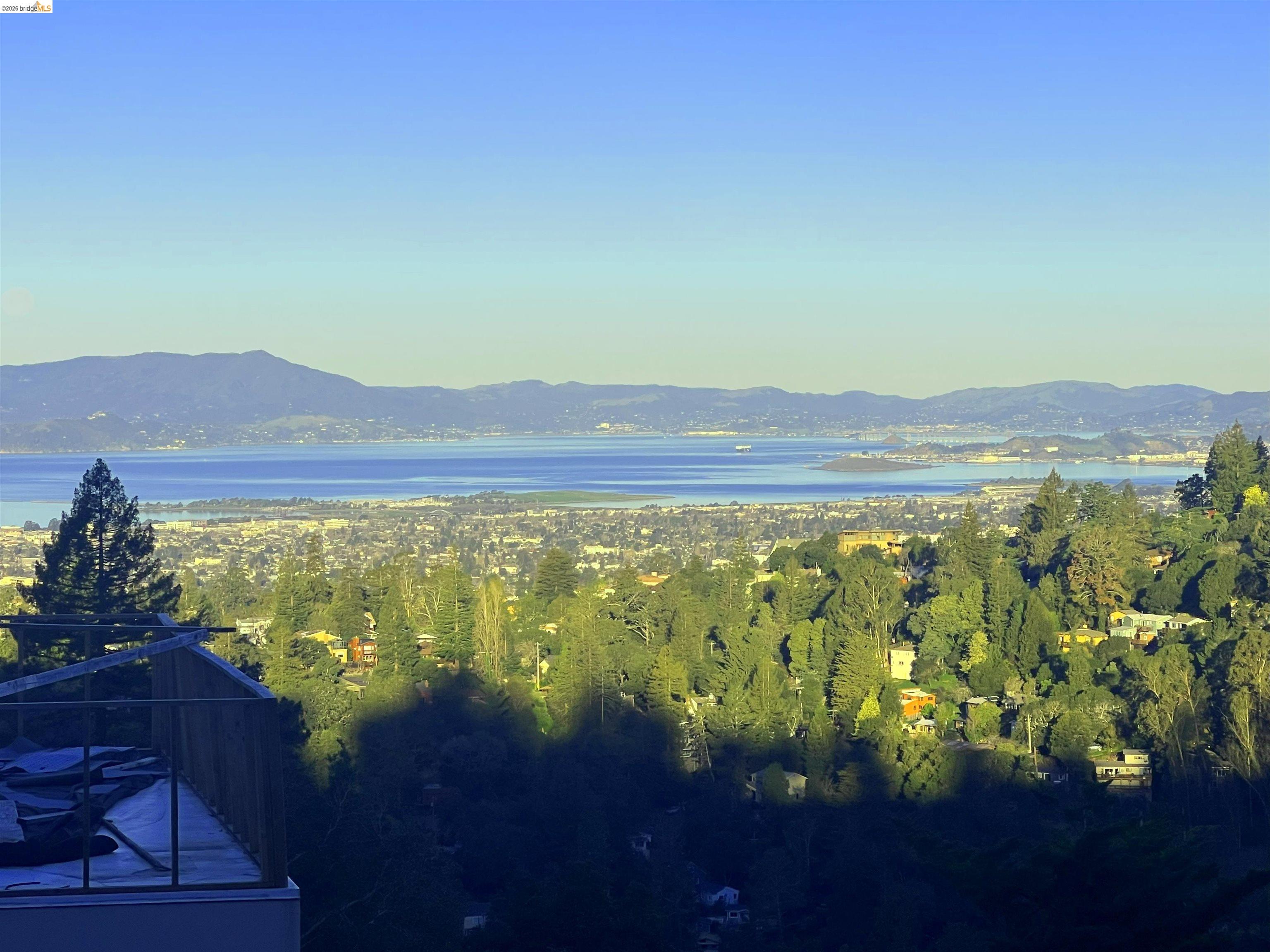 6733 Snake Road Oakland, CA 94611 - Photo 45 of 57