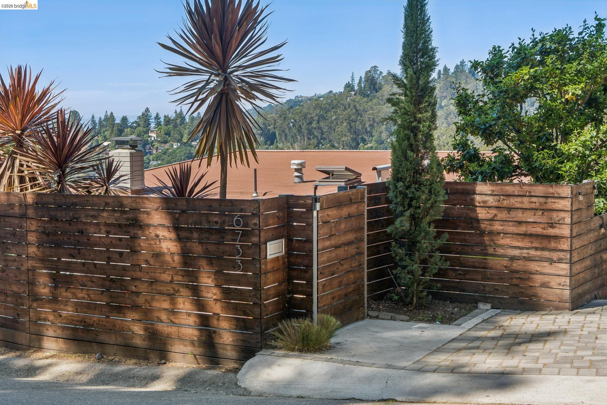 6733 Snake Road Oakland, CA 94611 - Photo 53 of 57 a view of outdoor space and yard